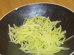 -伊喜饺子(五道口学院路店)