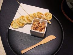 榛子酱鹅肝拌葱油饼-桂语山房(满觉陇店)