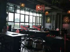 -烤圣自助美食音乐餐厅