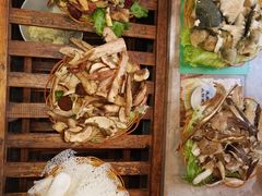 -易门野生菌府·菌海森林(月牙潭公园店)