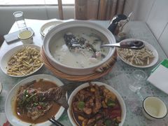 -天乐农家鱼头王(天目湖店)