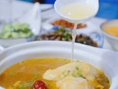-七的湖·晚芳亭·阳澄湖农家菜·大闸蟹(莲花岛店)