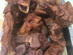 -荣吉招牌自助骨头锅(顾乡店)
