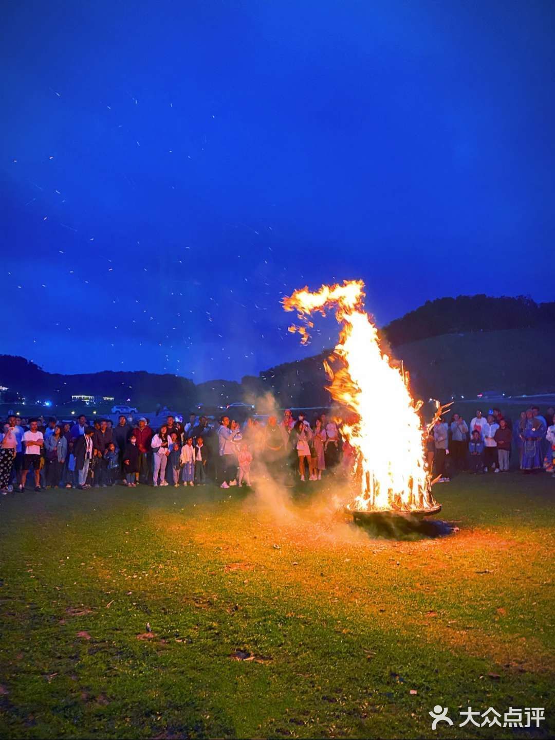 西安向西两百多公里，去追逐25°的夏天