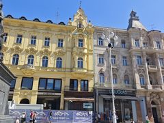 -耶拉契奇总督广场