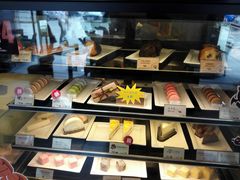 面包甜点陈列柜-麦当劳(新洲南路店)