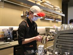 -星巴克臻选(上海合生汇1F店)
