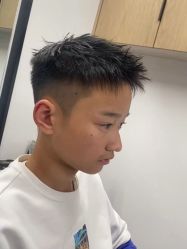 -诗悦发型烫染SALON
