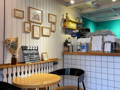 大堂-长颈鹿咖啡(大学路店)