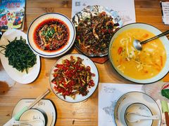 -临界音乐酒馆·小龙虾·江湖菜(华熙LIVE·鱼洞店)
