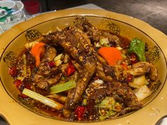 -休记光头香辣蟹干锅店(衣冠庙店)