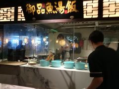 -佬麻雀·新湘菜(珠海金发购物中心店)