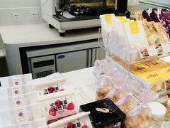 -好利来(八里庄店)