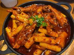 -英兰朝鲜族饭店(东方米兰店)