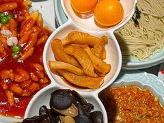 -裕兴记•蟹黄面馆(人民广场店)