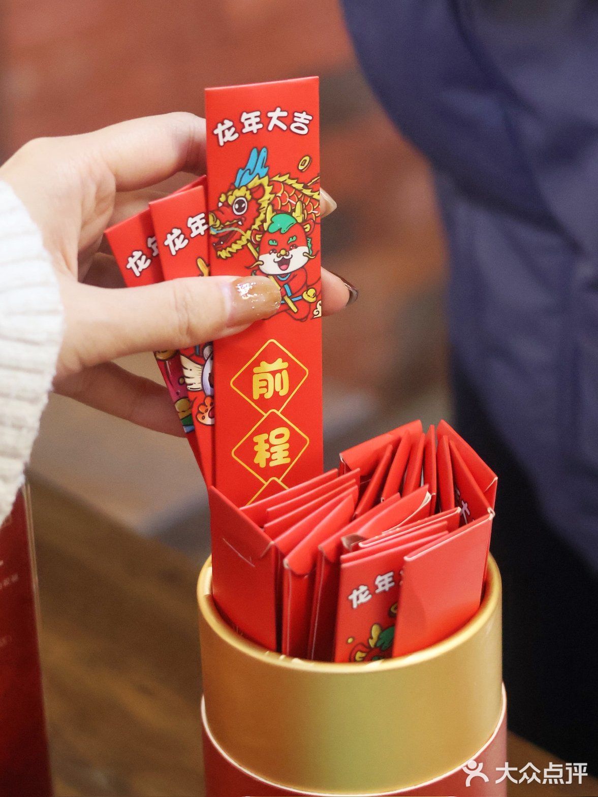 河豚蟹粉一口鲜，炫了这碗，愿来年得偿所愿 