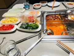 -海底捞火锅(金山百联店)