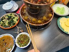 -超越炭火牛蛙火锅鸡(河东店)