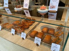 -VERIE BAKEHOUSE