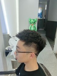 -D.G造型·烫发染发接发