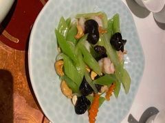 -红樱桃·欢乐餐厅(太原里店)