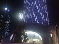-上海尚嘉中心