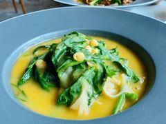 豌豆黄浸豌豆尖-半山腰·云南菜(侨福芳草地店)