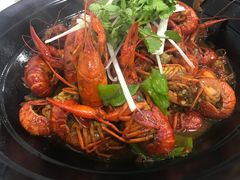 -虾弄弄海派小龙虾·牛羊蝎子火锅