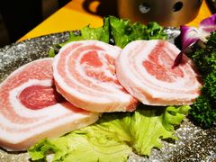 猪五花-那胡同里的小烤肉馆(开发区万达店)