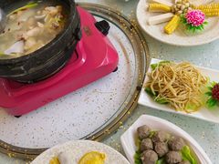 -墨脱石锅椰子鸡•海鲜糟粕醋(榆亚路店)