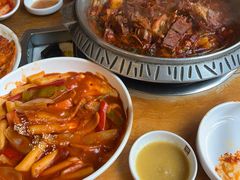 -喇喇排骨火锅·传统韩式脊骨汤(望京西园总店)