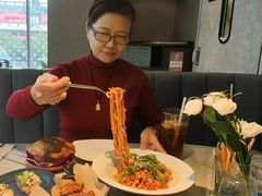 -必胜客(上海新南方商城PH店)