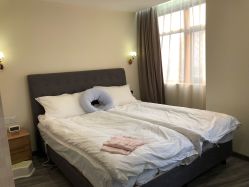 -海豚湾高端月子会所(黄浦店)