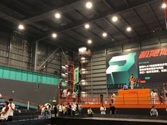 -极限PLAY运动娱乐新世界·团建派对表演休闲馆·室内高空游乐园