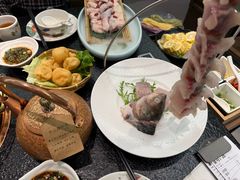 -得意咚瓜·顺德鱼生·冬瓜火锅(深圳首店)