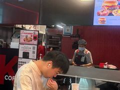 -肯德基(虹桥机场T2北指廊精选外卖点店)