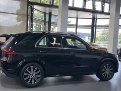 -上海星瀚奔驰4S店(红柳路店)