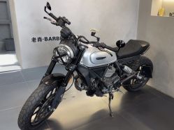 -老肖男士理发店