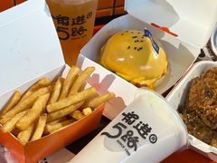 -前进5路汉堡炸鸡(汉街skp店)
