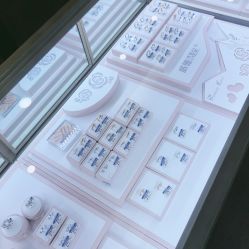 -威德钻石-克拉钻大本营(南京东路店)