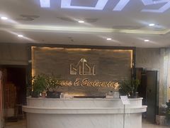 -金摩尔健身游泳(万象城鼎丰大厦店)