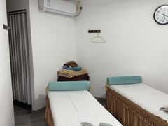 -龙脊堂龙氏推拿 整脊(陆家浜店)