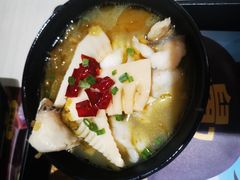 -老娘舅餐厅(黄龙体育中心店)