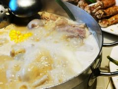 -肥仔文澳门猪骨煲(南京西路店)