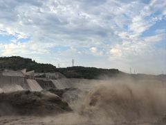 -黄河小浪底水利枢纽风景区