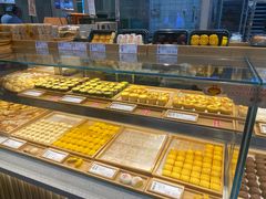 面包甜点陈列柜-泸溪河桃酥(壹方城店)