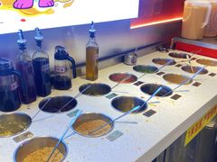 -龍歌自助小火锅(市北CBD万达店)