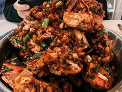 -凤凰路何眼镜香辣蟹(花果园店)