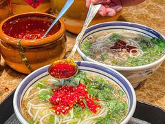 -云阿蛮云南生烫牛肉米线(奉贤路店)