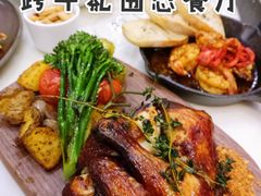 -théATRE茶聚场·餐厅(环球金融中心店)